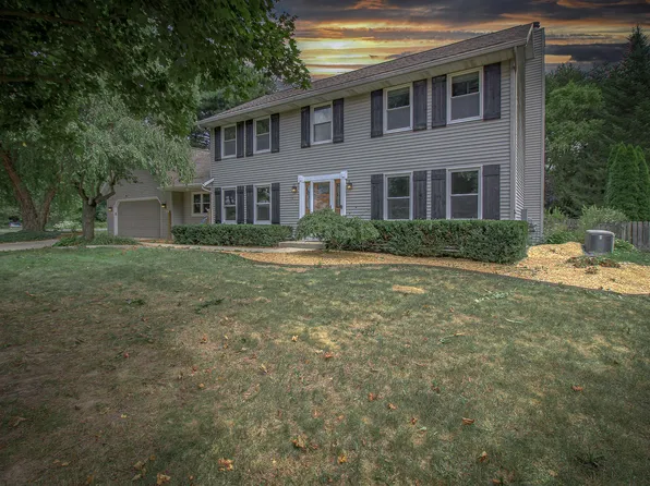 4946 Catskill St, Galesburg, MI 49053