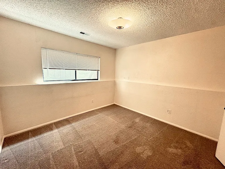 5465 White Pl — Photo 14