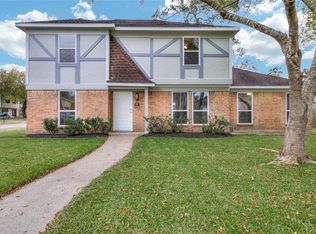 5726 Enchanted Timbers Dr, Humble, TX 77346