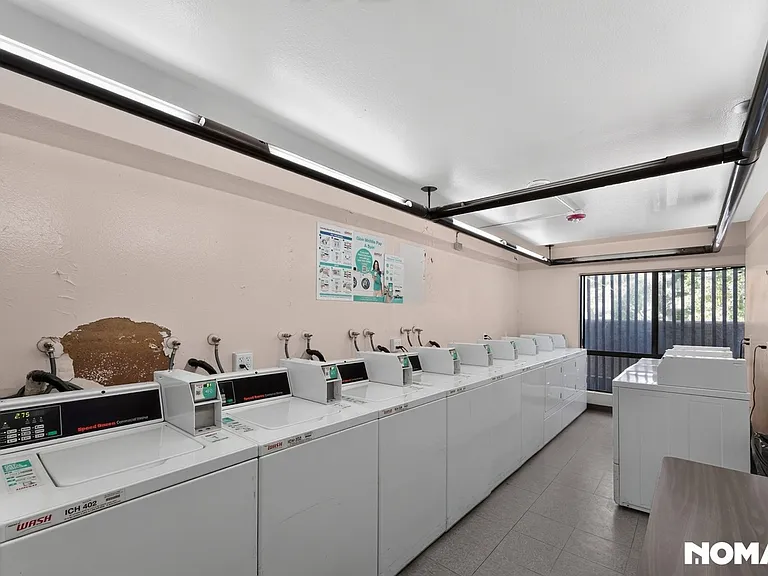 22100 Burbank Blvd #333D — Photo 18
