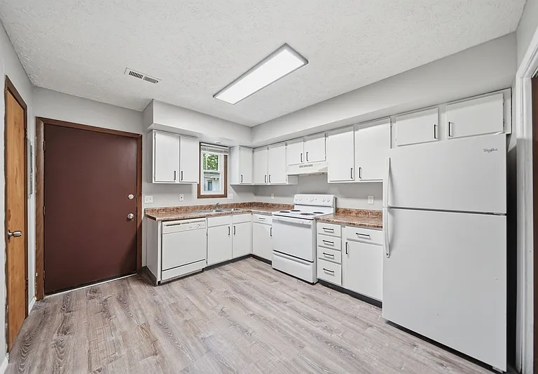 1417 N 20th St #1417 — Photo 2