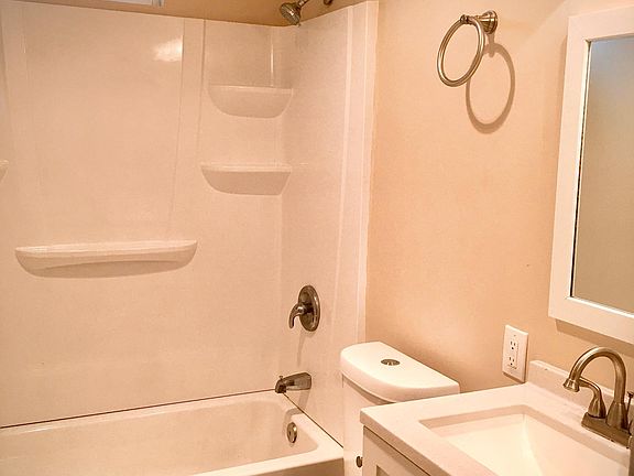 4th image of 4473 41st St APT 3