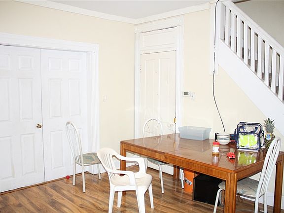 5th image of 770 W State St