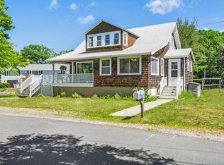 14 Starknaught Hts, Gloucester, MA 01930