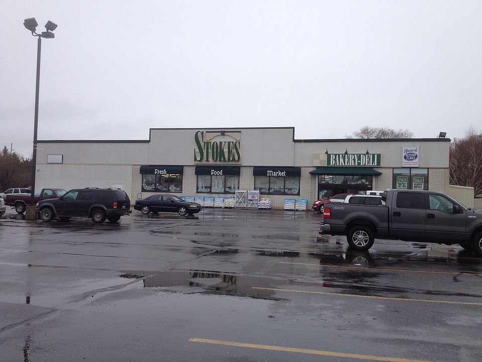 2nd image of 539 Overland Ave