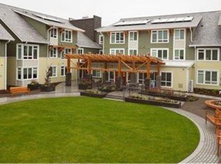 550 Russell Rd, Bremerton, WA 98312