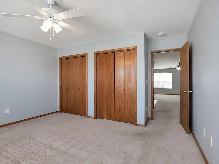 1126 Country Club Ln — Photo 12