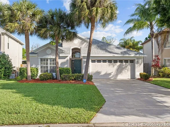904 NW Waterlily Pl, Jensen Beach, FL 34957
