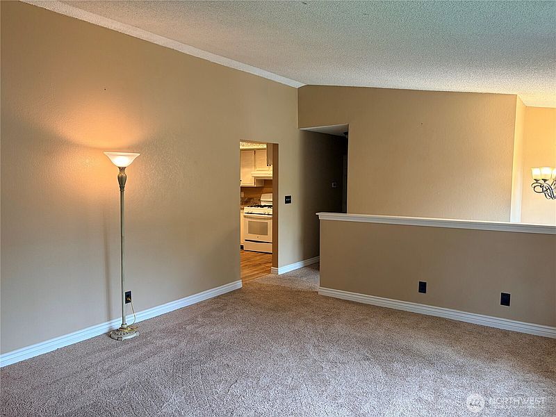 3rd image of 2102 30th Avenue SE