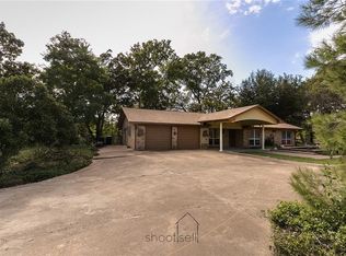 416 Castleman Creek Rd, Hewitt, TX 76643