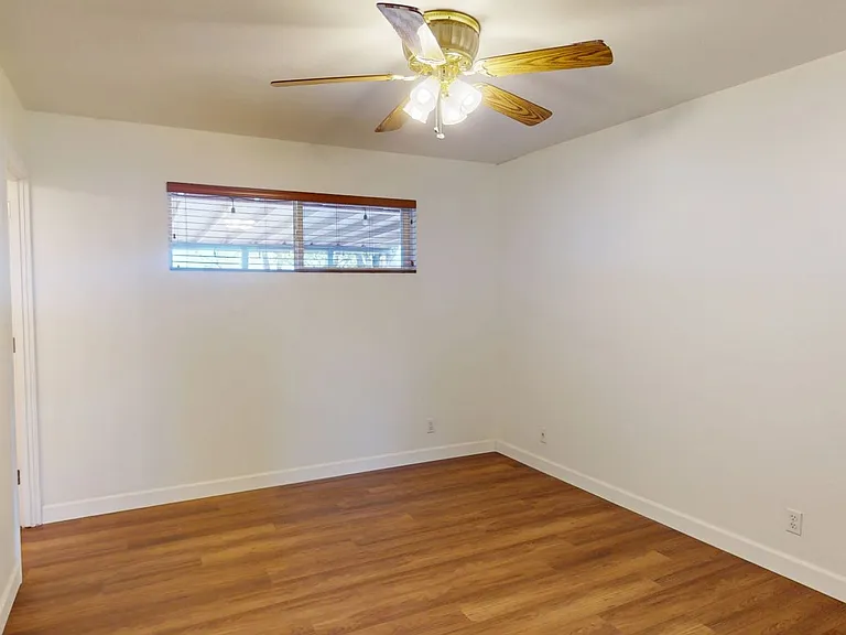 367 Cedar St — Photo 23