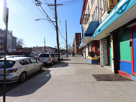 5th image of 3319 Avenue I #2