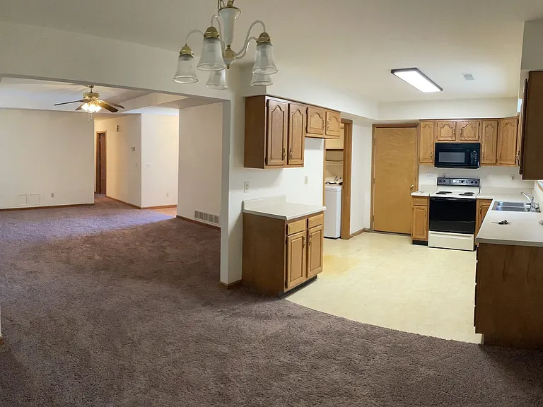 5205 Gasconade Dr — Photo 13