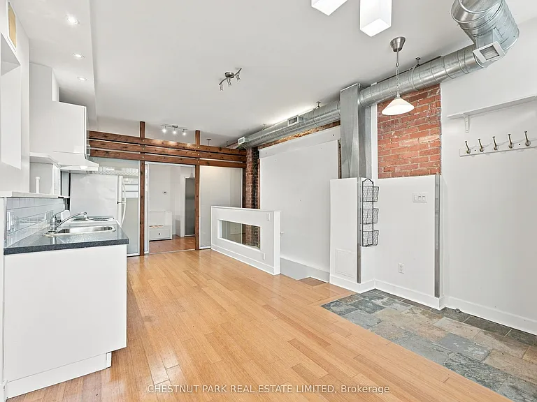 208 Greenwood Ave #1 — Photo 8