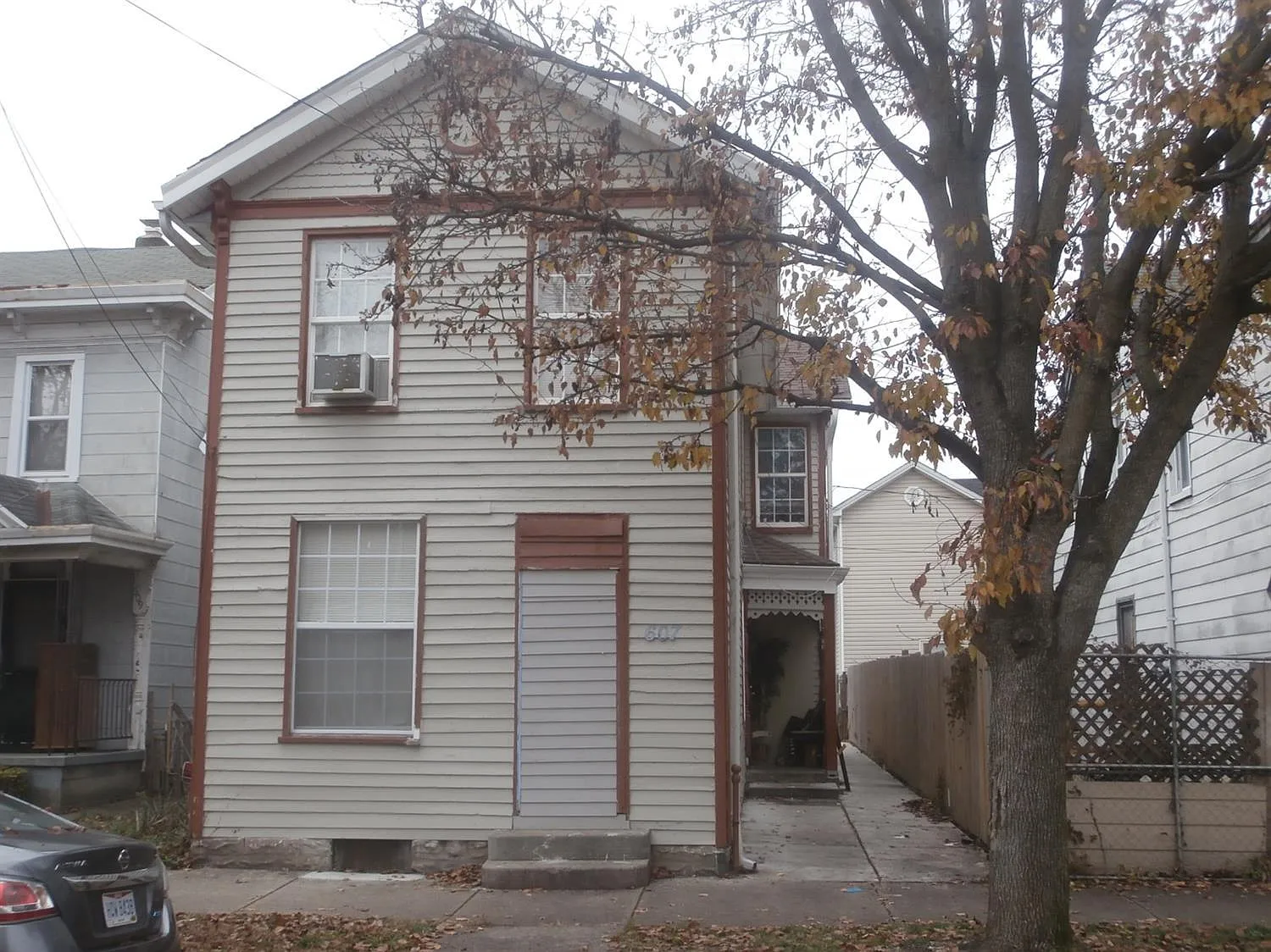 607 S 2nd St photo 1