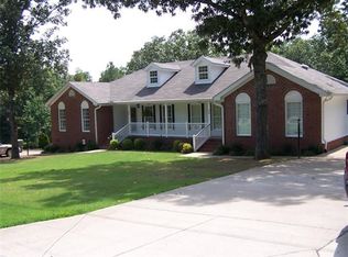 5052 Beverly Hills Dr, Waverly, TN 37185