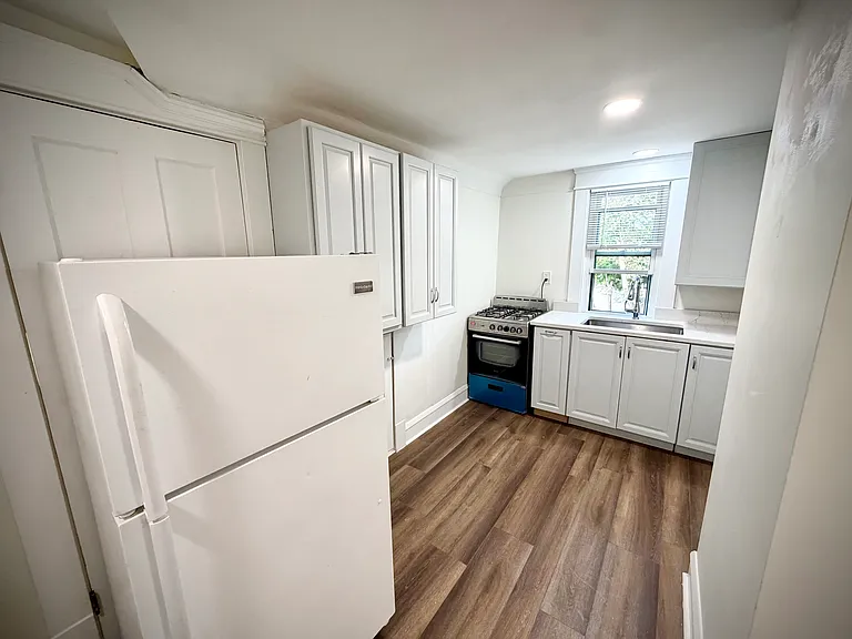 3303 West Blvd #2 — Photo 3