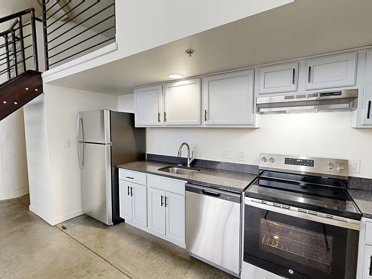 American Can Lofts — Photo 34