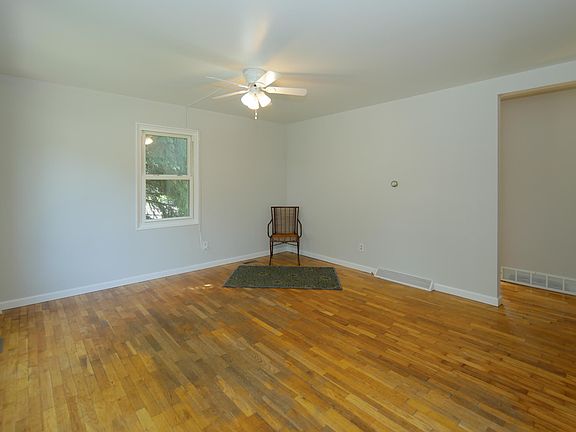 5514 Bedford St-104