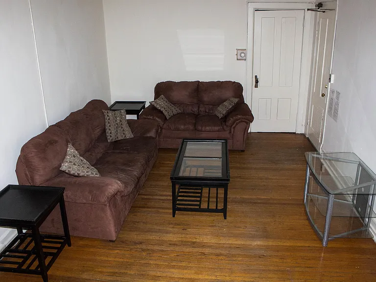 105 Dewitt Pl #6 — Photo 2