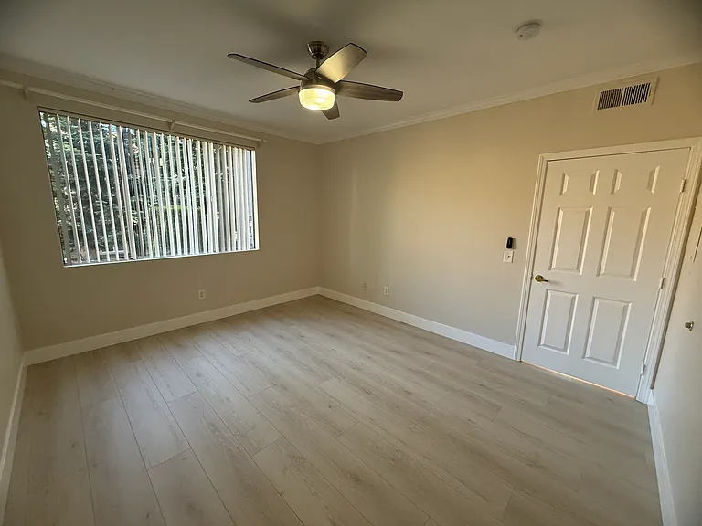 701 Gibson Dr #1317 — Photo 17