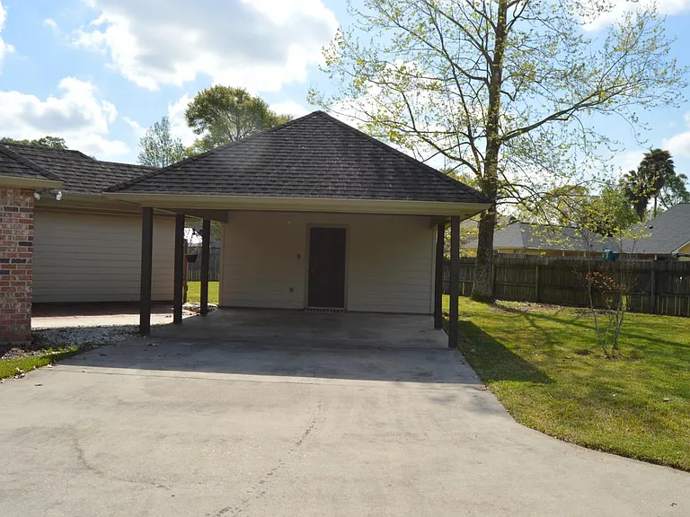 Carport