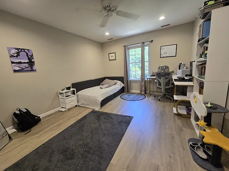 34 Margaret Dr — Photo 16