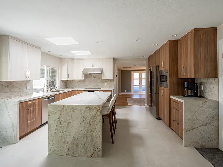 783 Foothill Dr — Photo 9