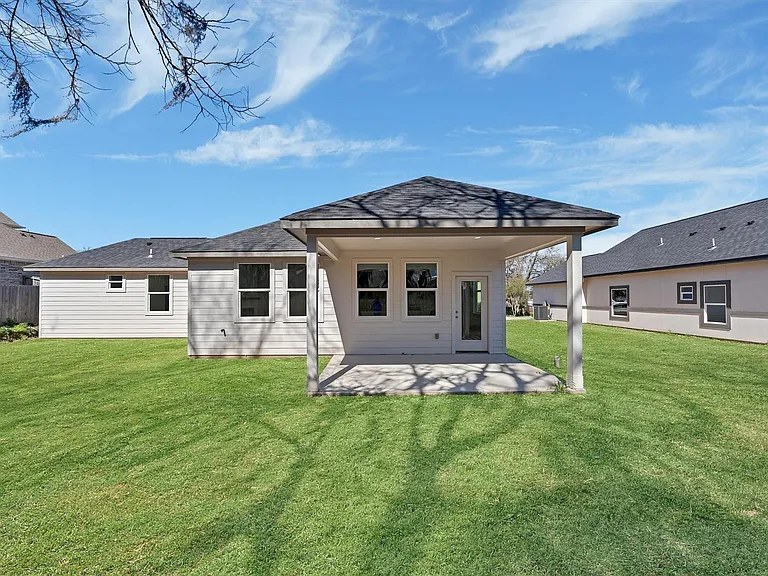 939 Lake View Dr — Photo 31
