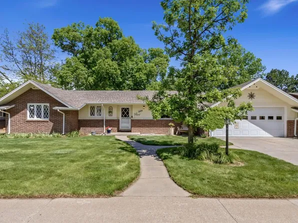 2104 Leila Dr, Loveland, CO 80538