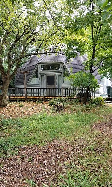 1st image of 835 E Bucky Fuller Dr