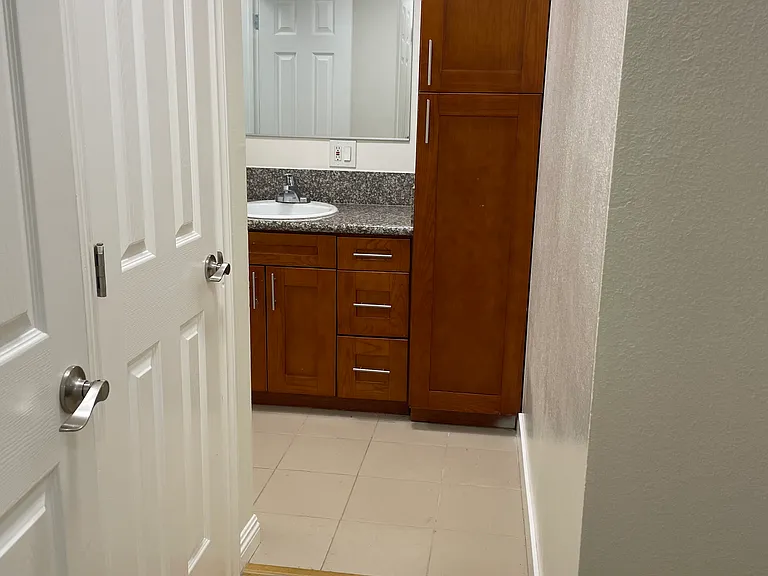 7261 Amigo Ave #10, Reseda, CA 91335 — Photo 32