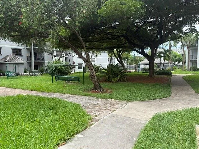 2 bed, 2.0 bath, $1,900 — Photo 3