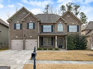 3574 Hideaway Ln, Loganville, GA 30052
