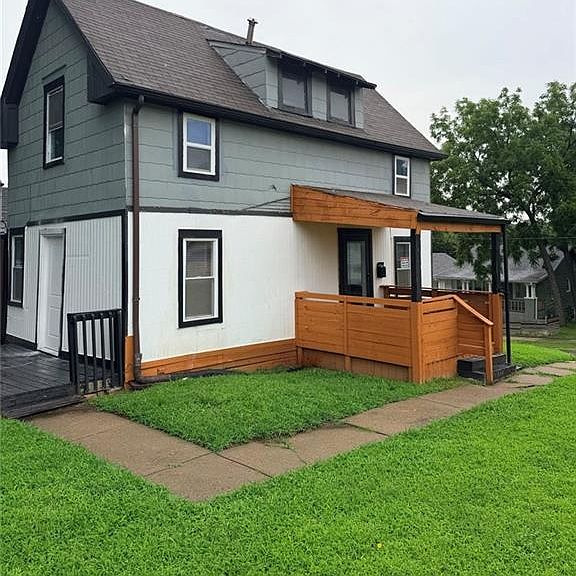 Listing photo 2
