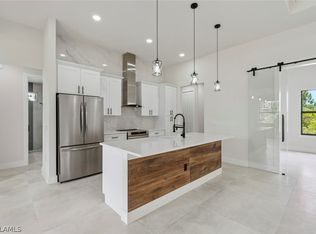 607 Moore Ave, Lehigh Acres, FL 33972