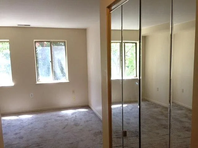 600 S Charles St #2 — Photo 10