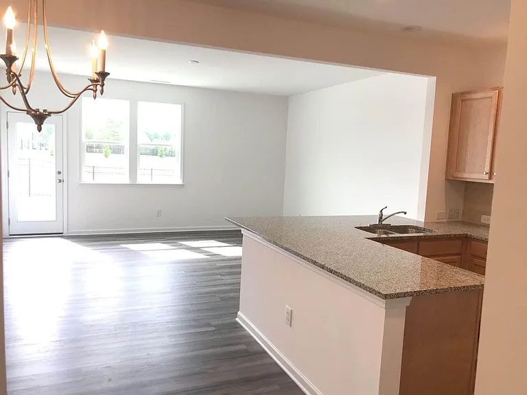 1007 Beyer Pl — Photo 20