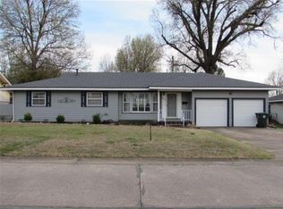 2505 Hayes St, Muskogee, OK 74403