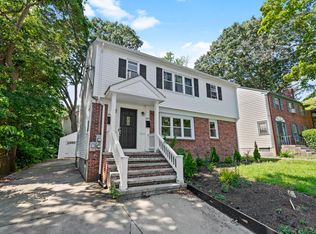 207 6th St APT 1, Providence, RI 02906