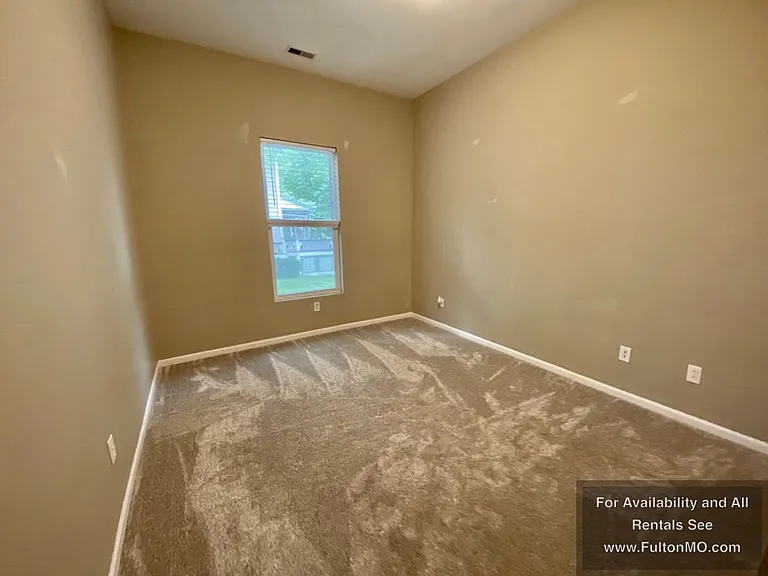 821 Court St #A — Photo 5