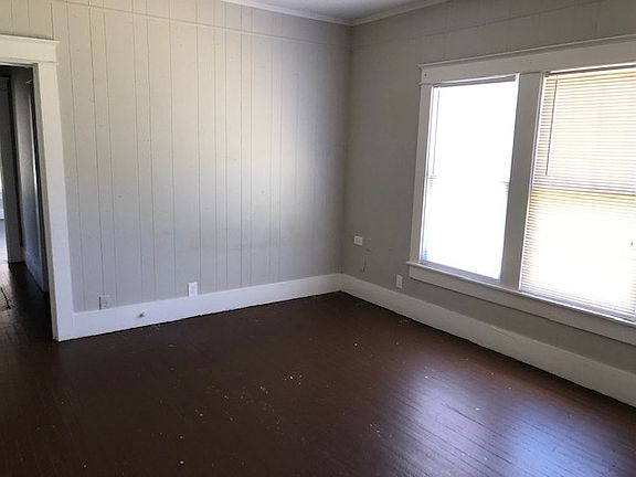 5th image of 1142 Palm St
