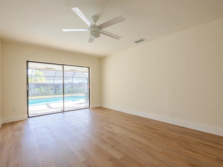 22352 Martella Ave — Photo 4