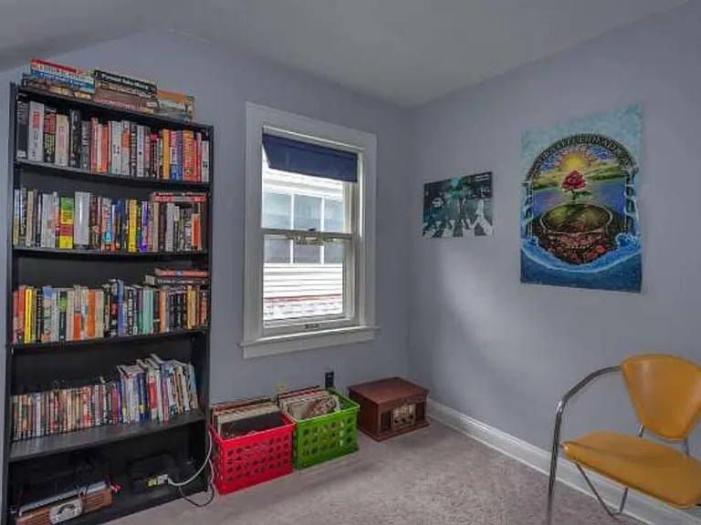 3020 N Bartlett Ave — Photo 3