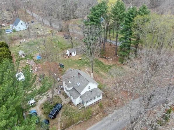 10 Baldwin St, Leicester, MA 01524