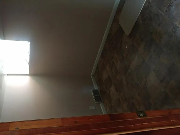 863 Glenwood Ave — Photo 12