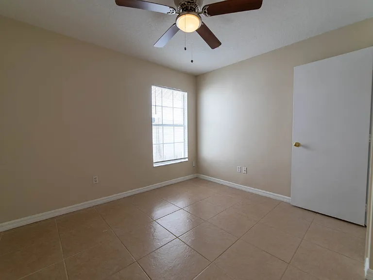 8345 Fort Thomas Way — Photo 17