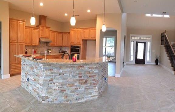 2nd image of 486 Kaanapali Ln