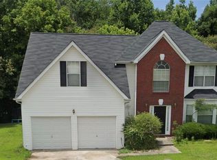 1260 Pebble Ridge Ln, Hampton, GA 30228