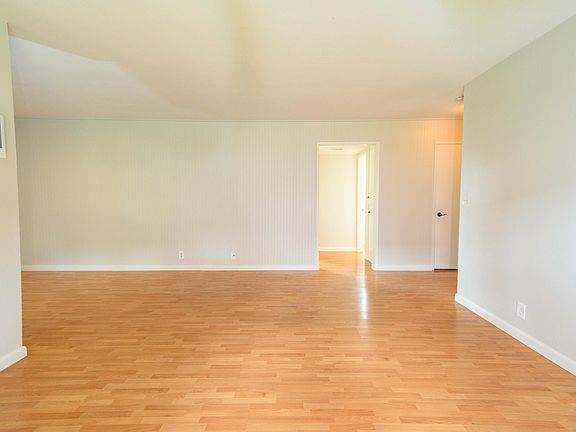 5th image of 4540 Maple Ave Unit 150